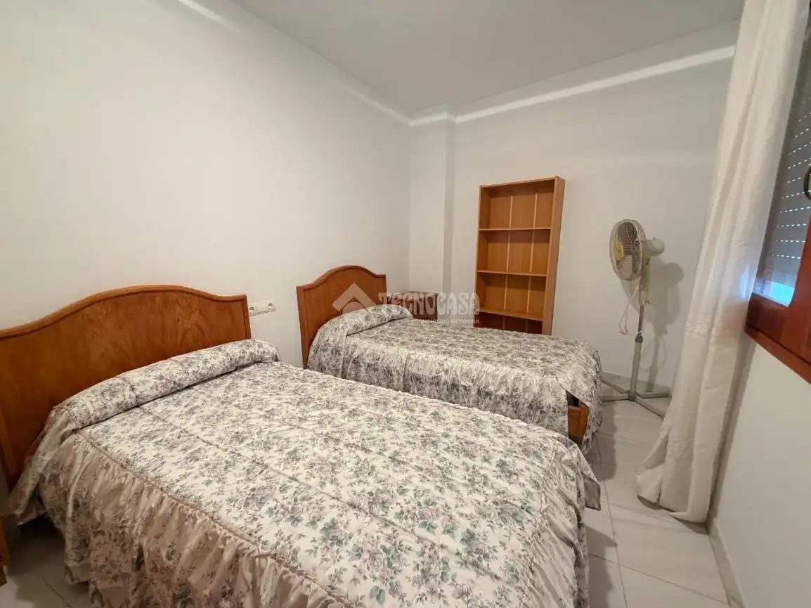 Dormitori de Casa adosada en venda en Casabermeja amb Calefacció, Terrassa i Balcó