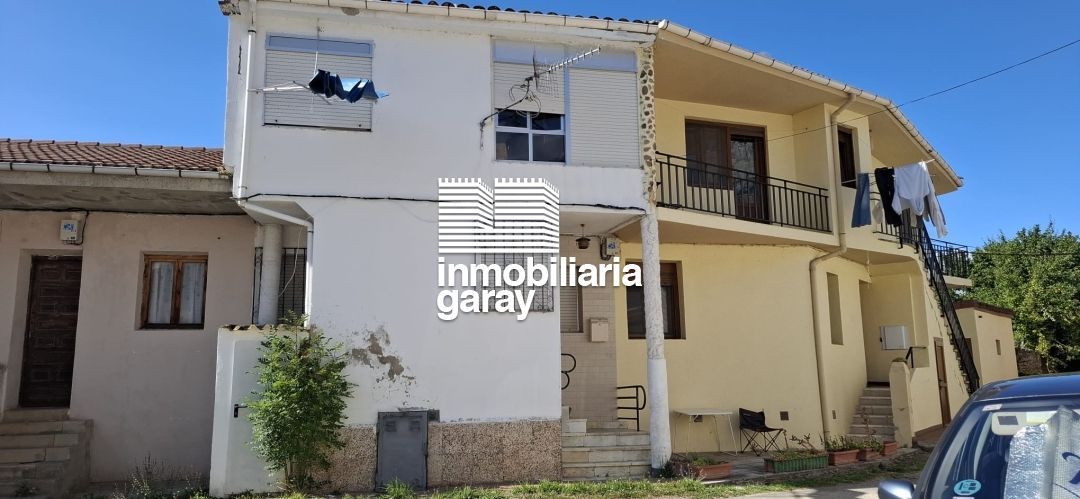 Vista exterior de Casa o xalet en venda en Merindad de Valdeporres amb Calefacció