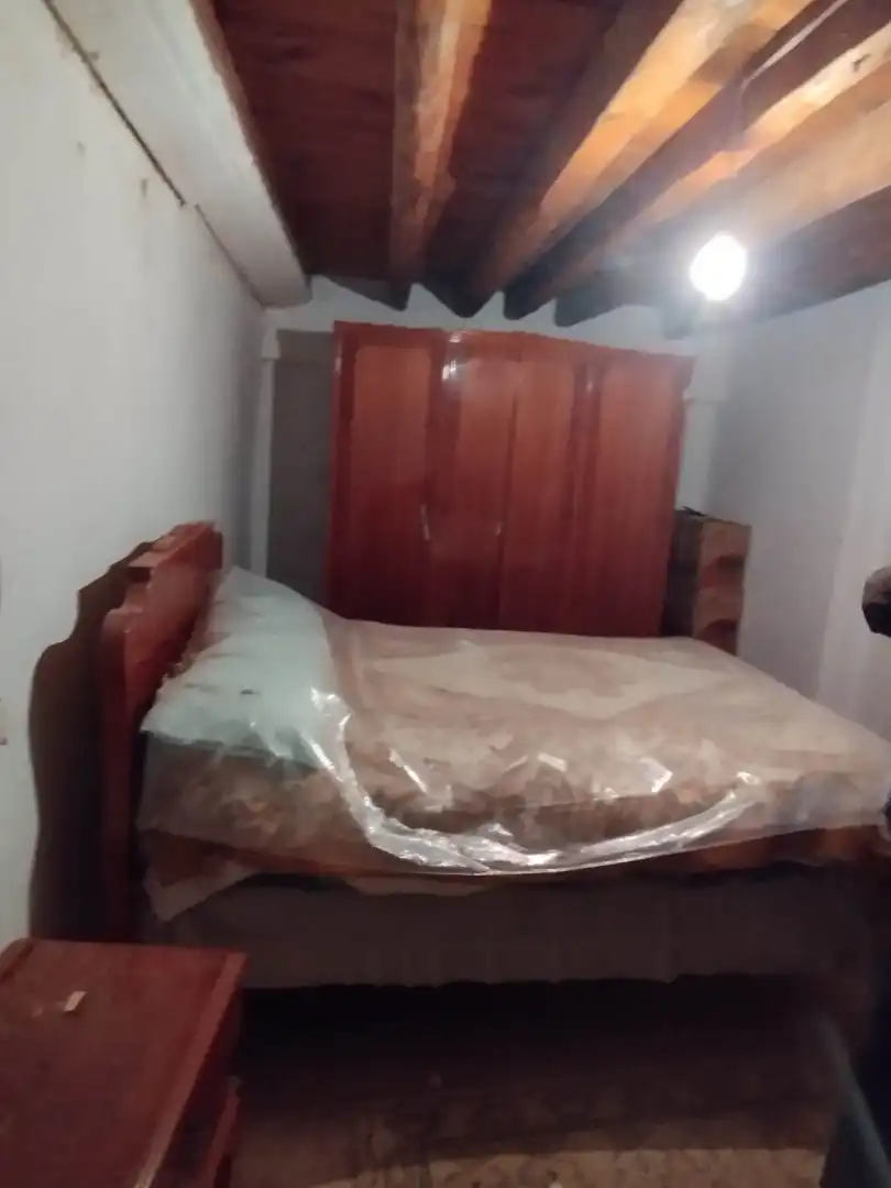 Schlafzimmer von Country house zum Verkauf in Almarza mit Privatgarten und Balkon