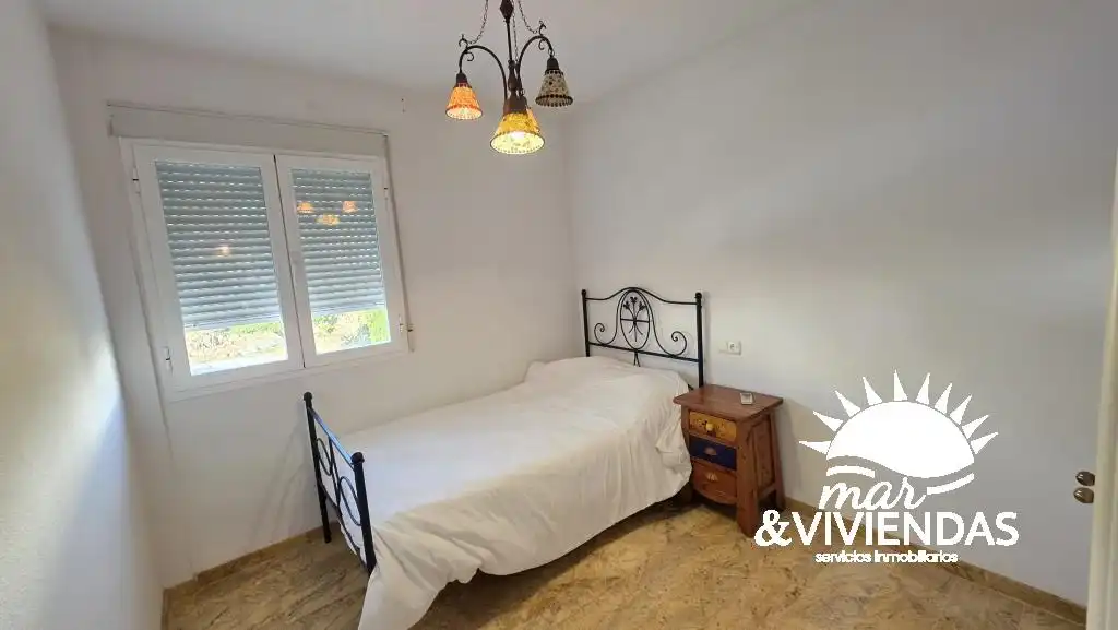 Habitación de Casa adosada en venta en Mojácar con Aire acondicionado, Calefacción y Jardín privado