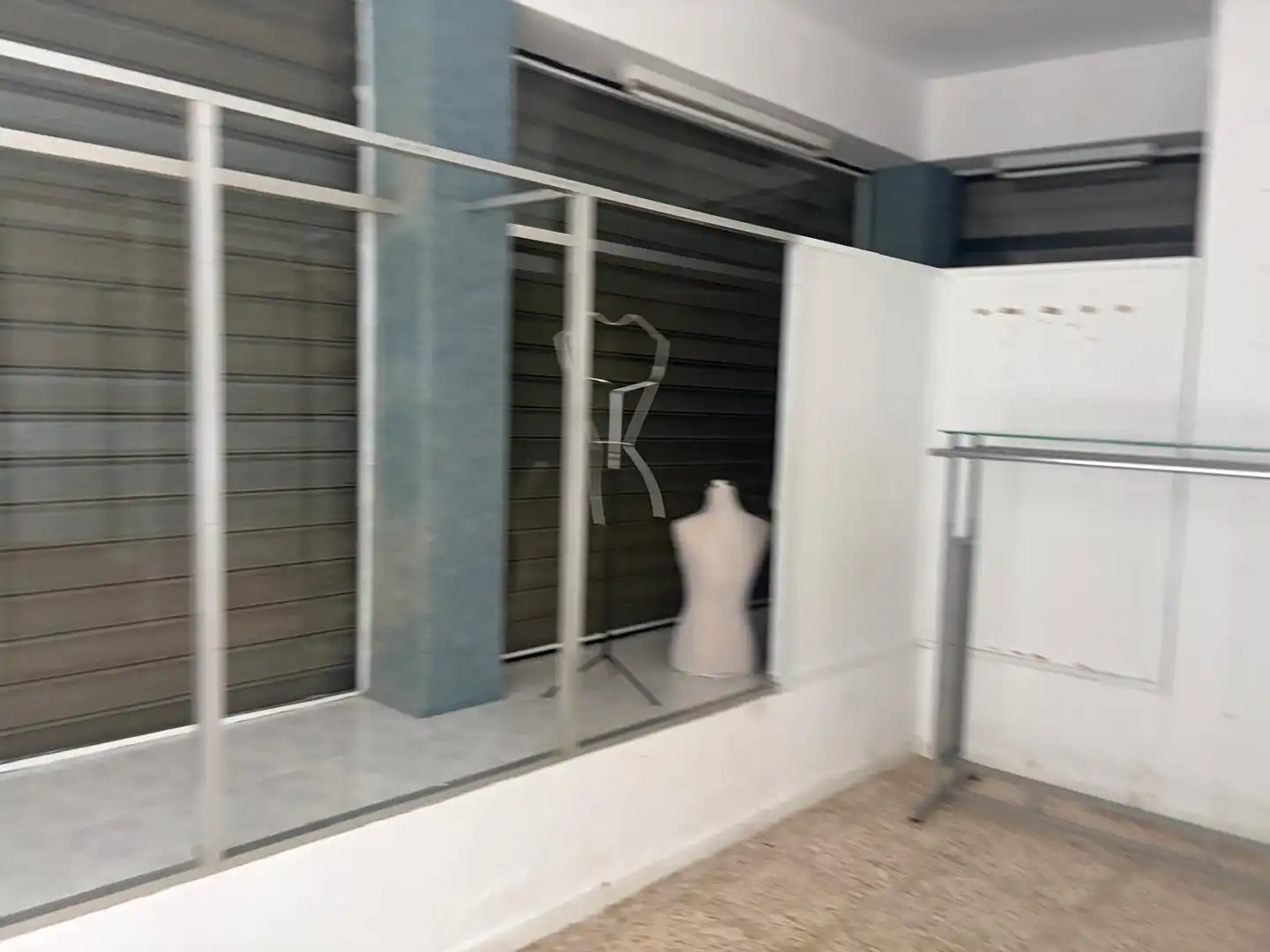 Local de alquiler en Bajadilla - Fuente Nueva