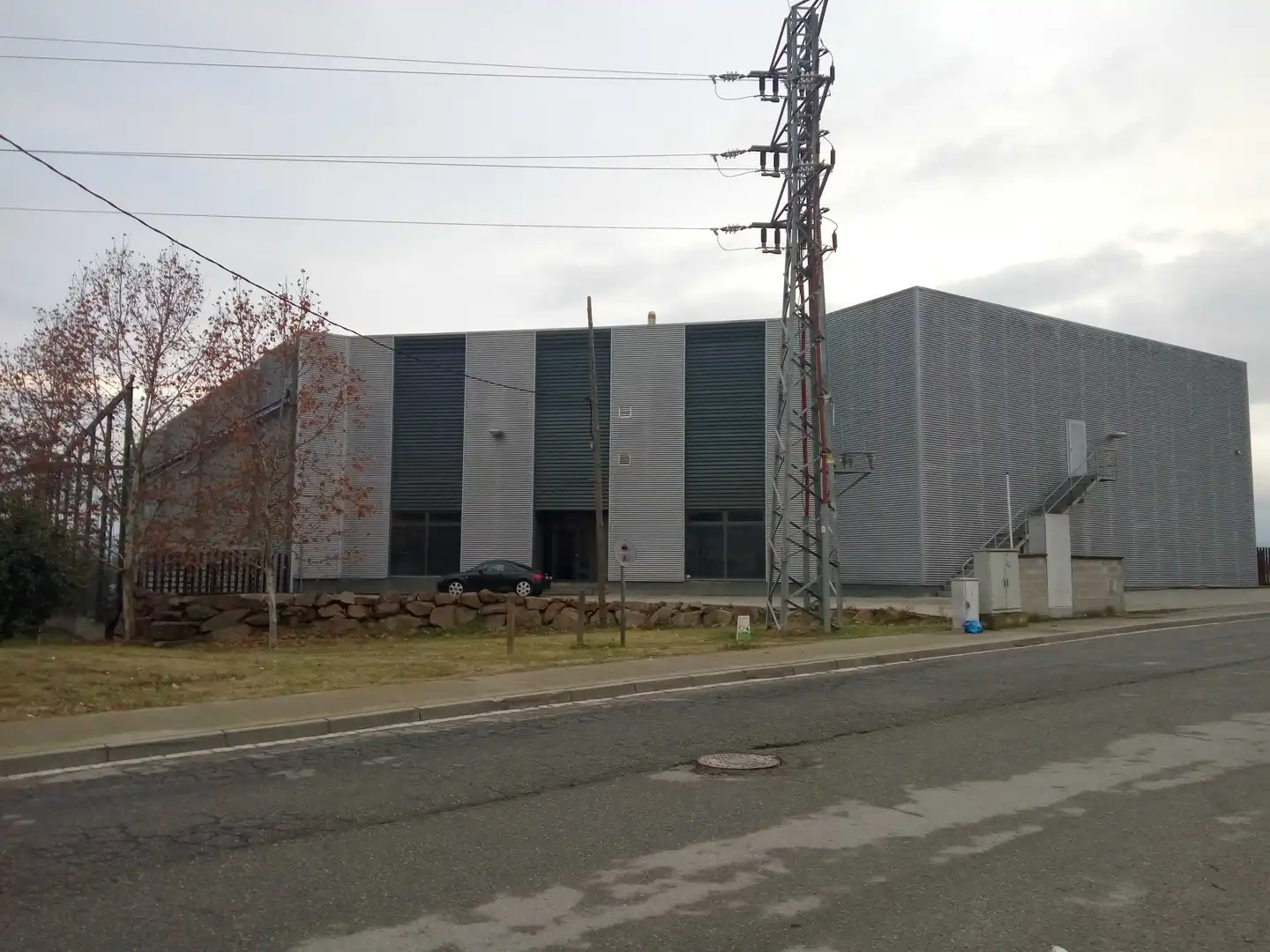 Nau industrial en venda a C/ Font de Tarres