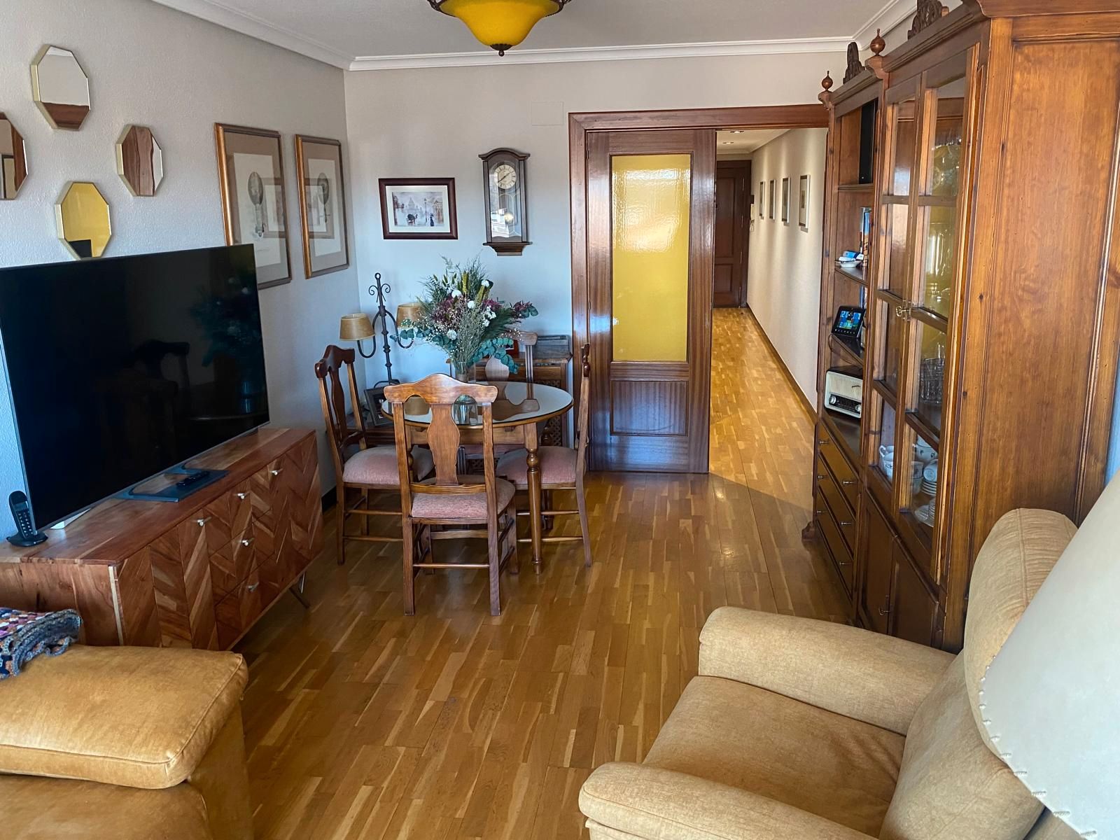 Living room of Flat for sale in Ciudad Real Capital  with Air Conditioner, Heating and Parquet flooring