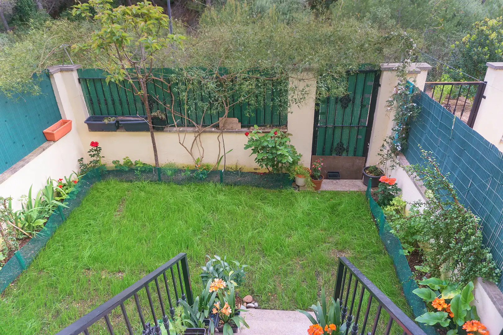 Jardín de Casa adosada de alquiler en Gilet con Calefacción, Terraza y Trastero
