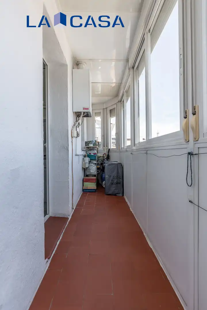 Piso en venta en Madrid con Calefacción y Terraza