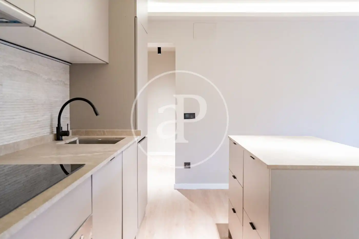 Kitchen of Flat for sale in Madrid  with Air Conditioner, Heating and Storage room