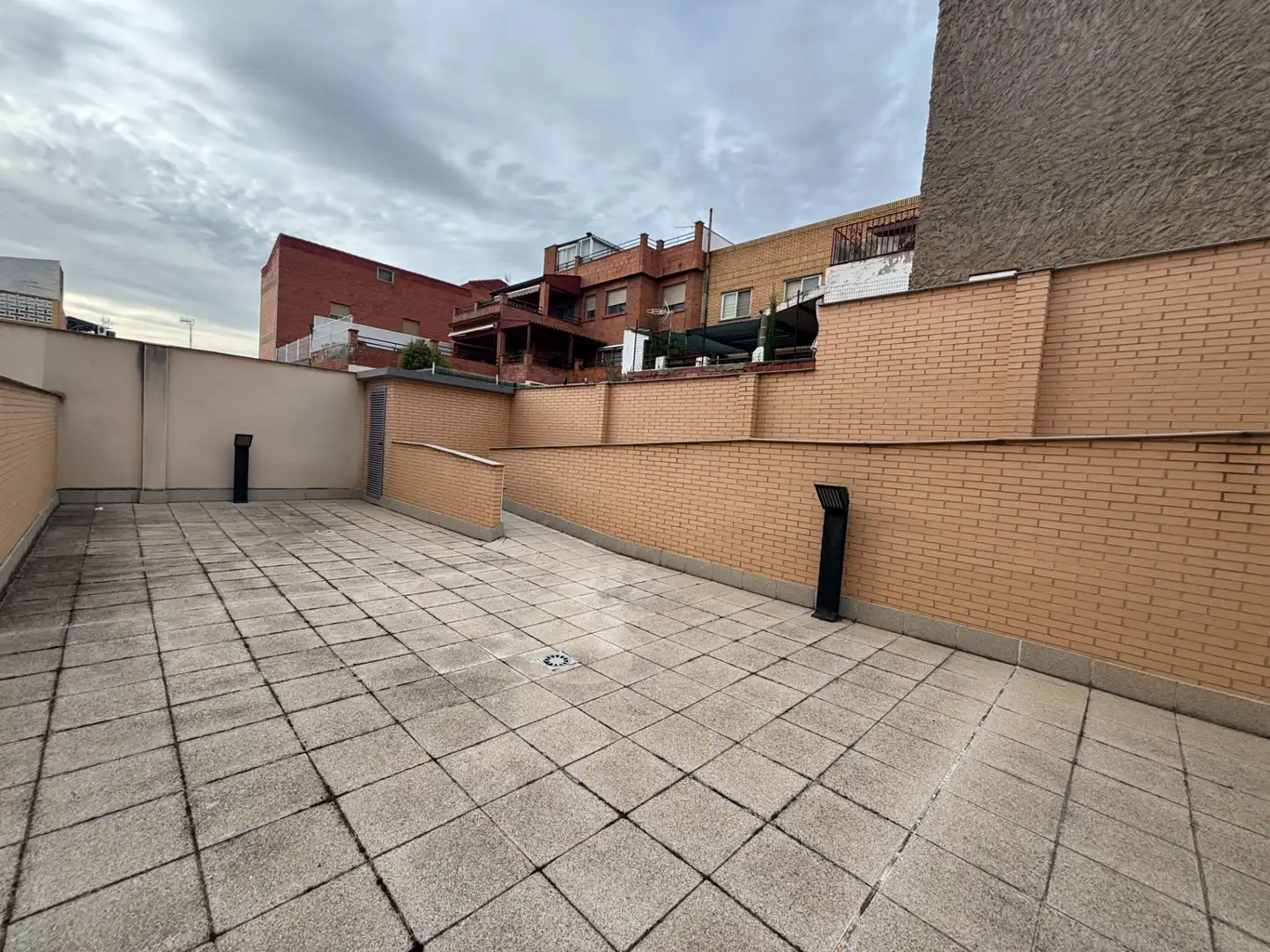 Terrace of Flat for sale in Oliver-Valdefierro