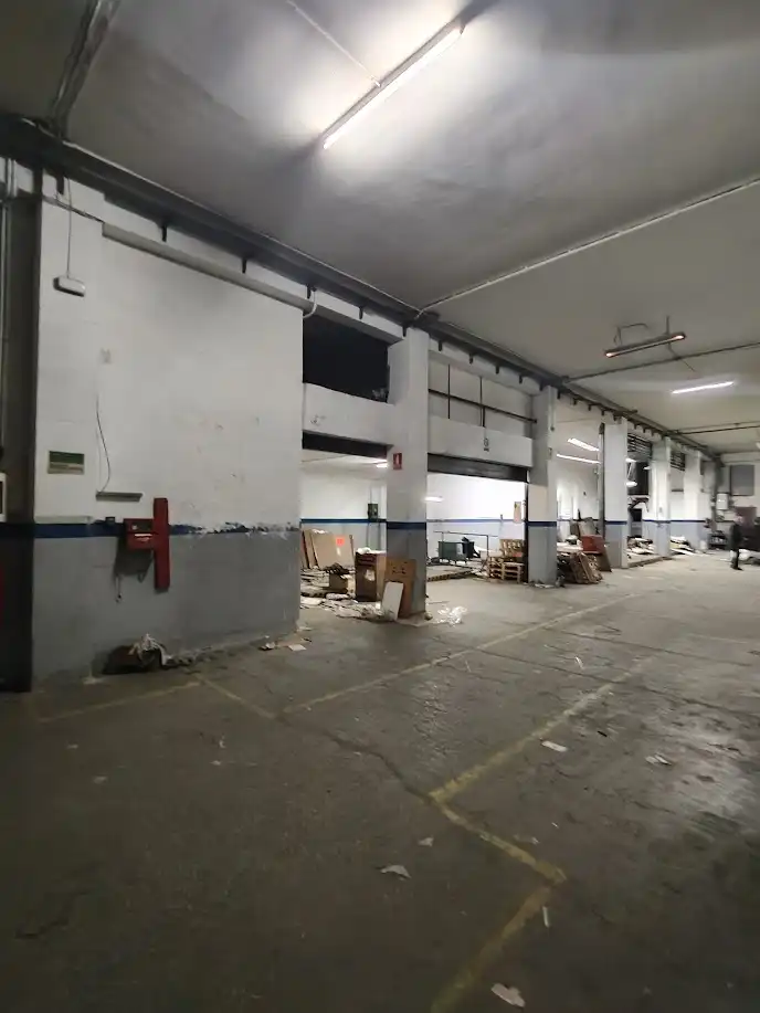 Gewerbefläche zum Verkauf in Carrer del Paraguai 14, imagen 4
