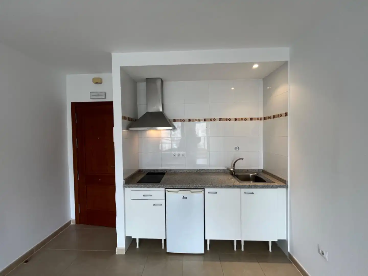 Piso con piscina en venta en Las Gaviotas  - Carvajal, imagen 5