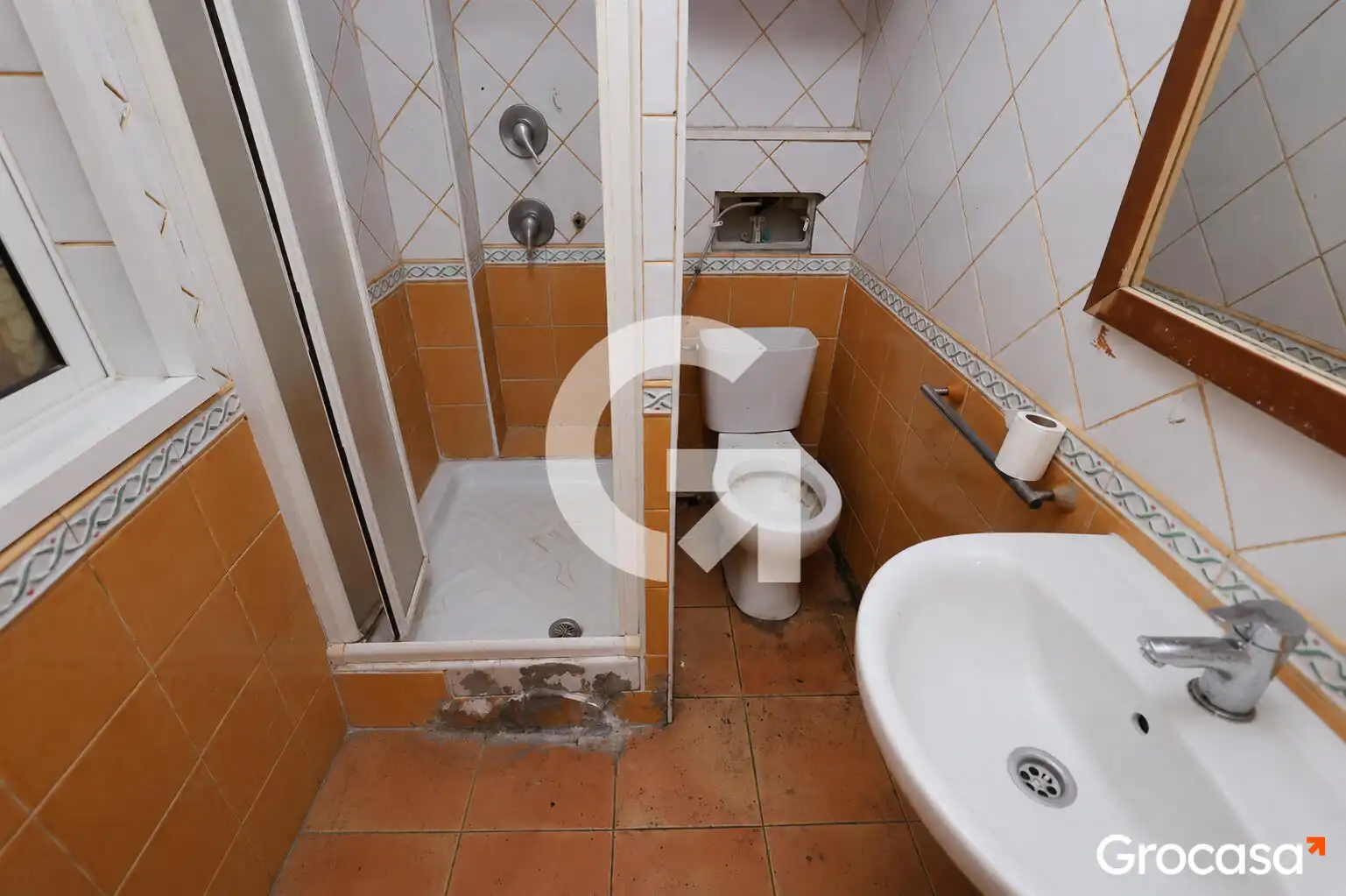 Bathroom of Flat for sale in L'Hospitalet de Llobregat