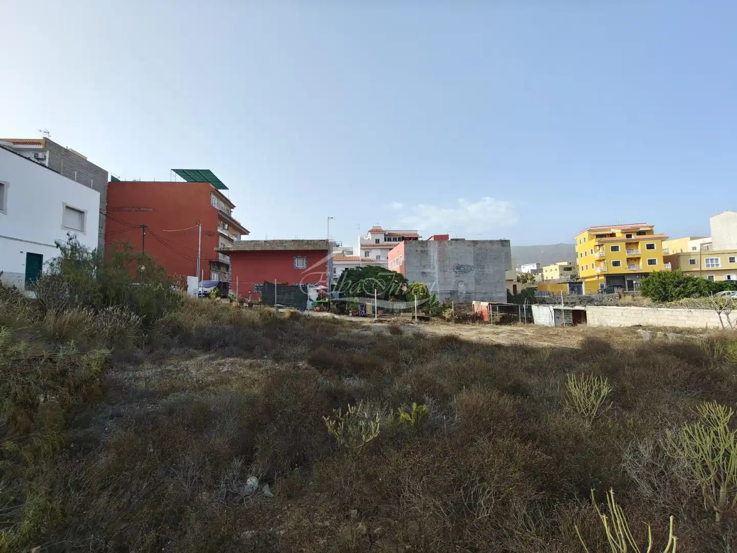Land for sale in Arona