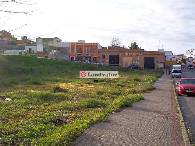 Terreno residencial en Venta en CL. RAFAEL BECA 71B en Nueva Alcalá