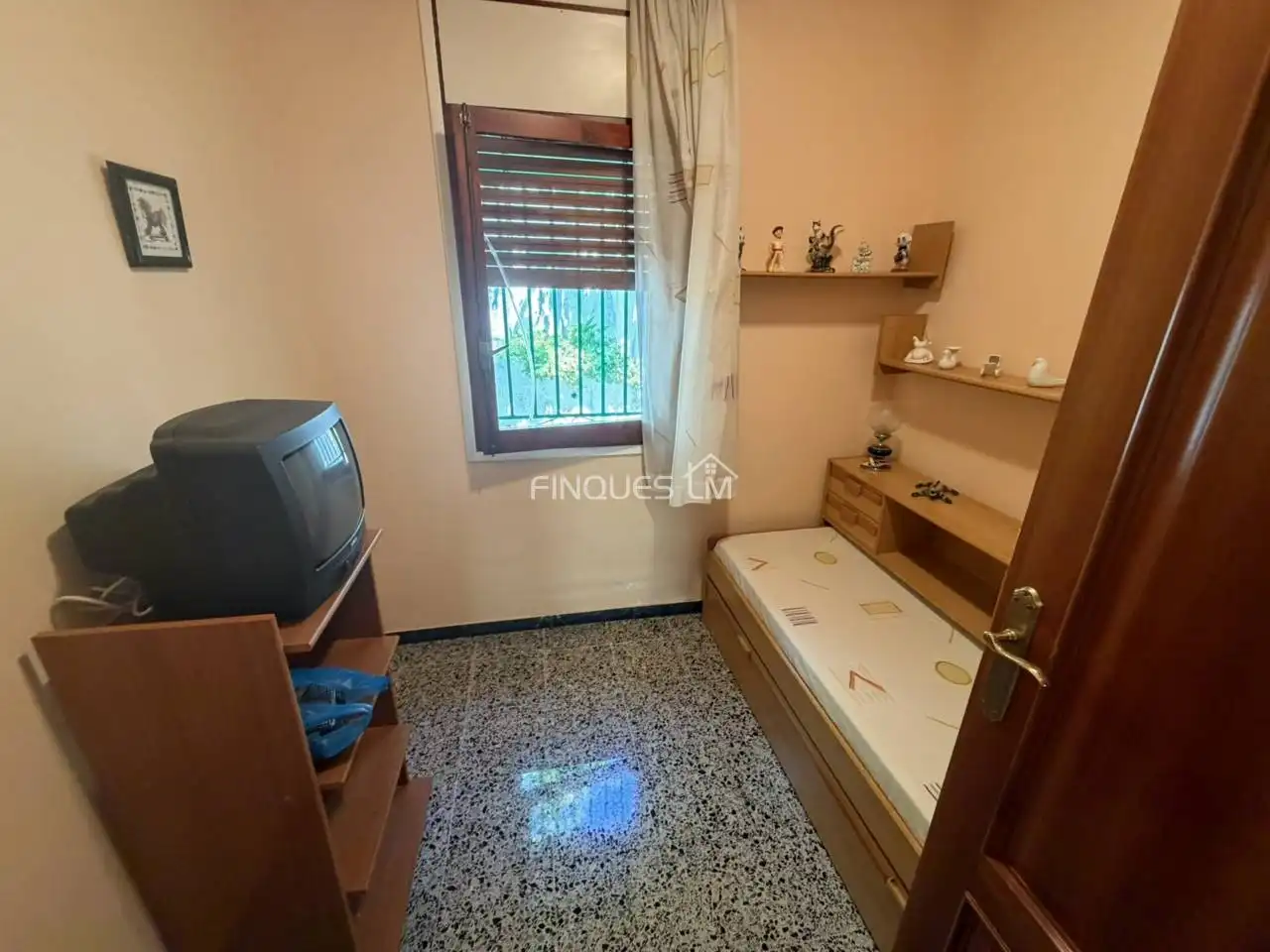 Dormitori de Casa o xalet en venda en Tordera amb Jardí privat, Terrassa i Piscina comunitària