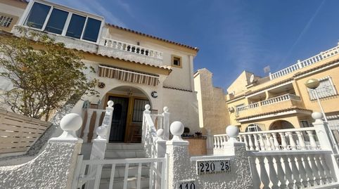 Foto 2 de Casa o xalet de lloguer a Avda. Polonia , Mercado, Alicante / Alacant