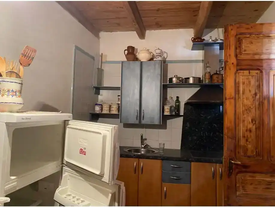 Cuina de Finca rústica en venda en Urdiales del Páramo amb Moblat i Balcó