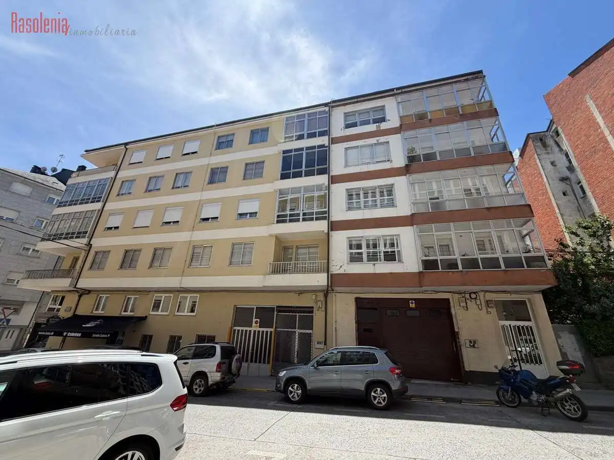 Vista exterior de Piso en venta en Lugo con Calefacción