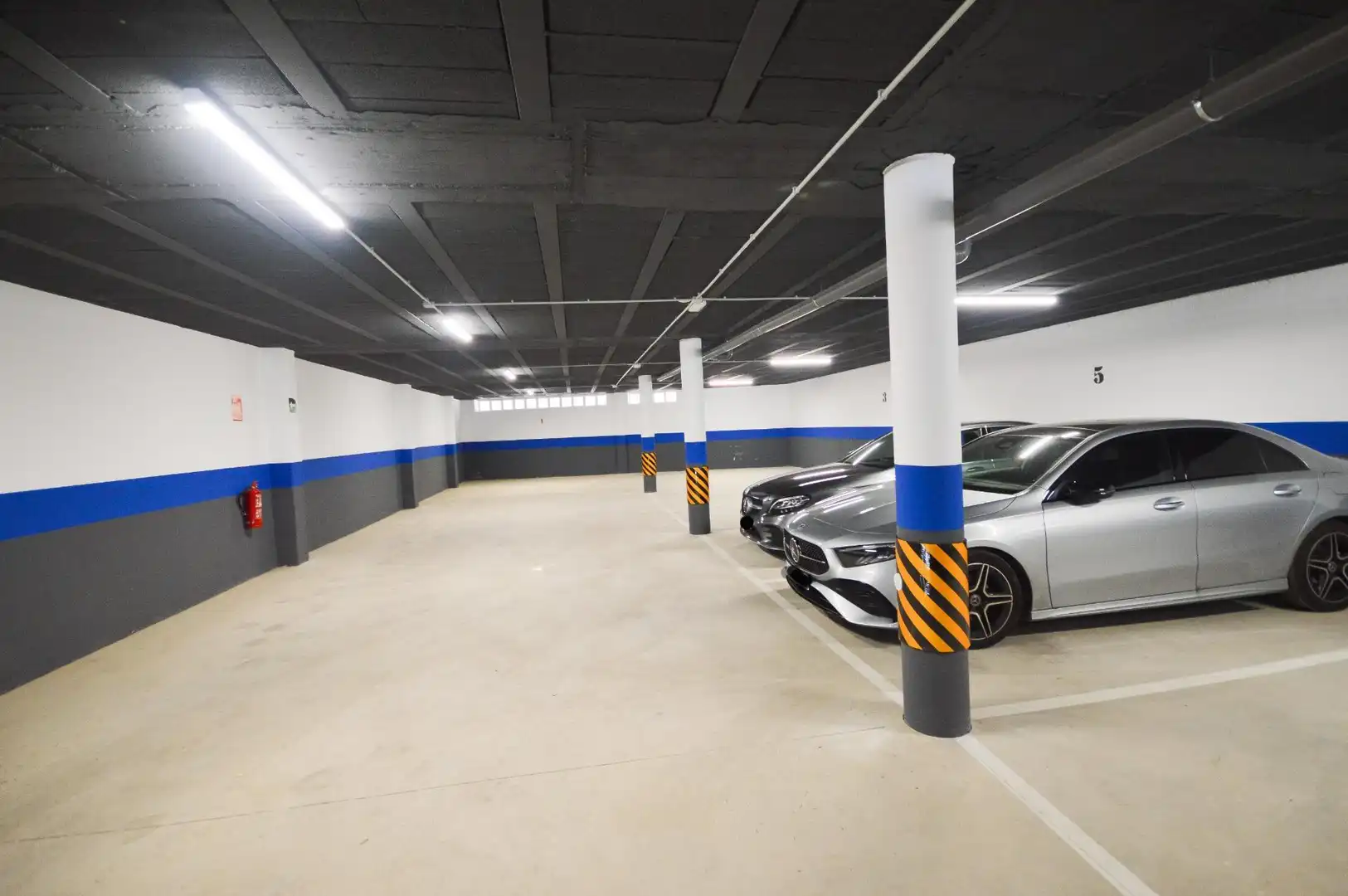 Parking of Garage for rent in Huércal de Almería