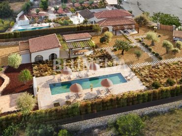 Casa rustica con piscina in vendita a Calle Amedeo Modigliani