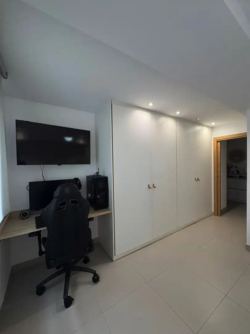 Dormitori de Planta baixa en venda en Marbella amb Aire condicionat, Terrassa i Moblat