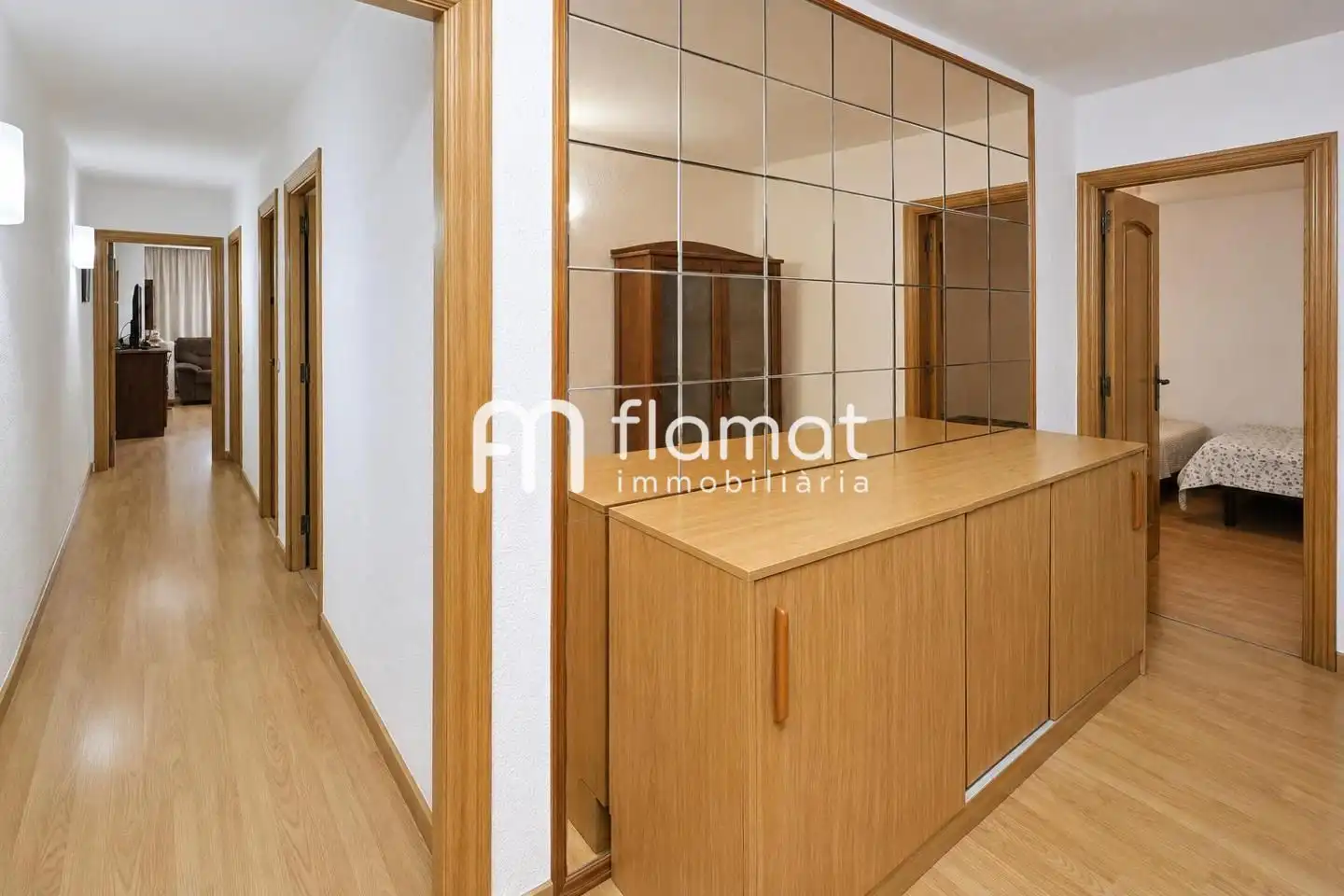 Flat for sale in Santa Coloma de Gramenet  with Air Conditioner, Furnished and Balcony