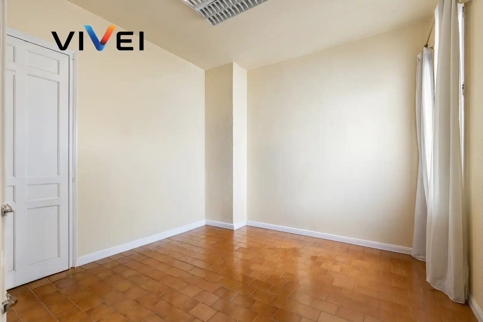 Wohnung zum Verkauf in Madrid mit Klimaanlage, Heizung und Abstellraum
