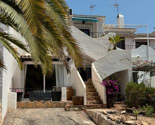 Vista exterior de Casa o xalet en venda en Moraira amb Aire condicionat, Terrassa i Piscina