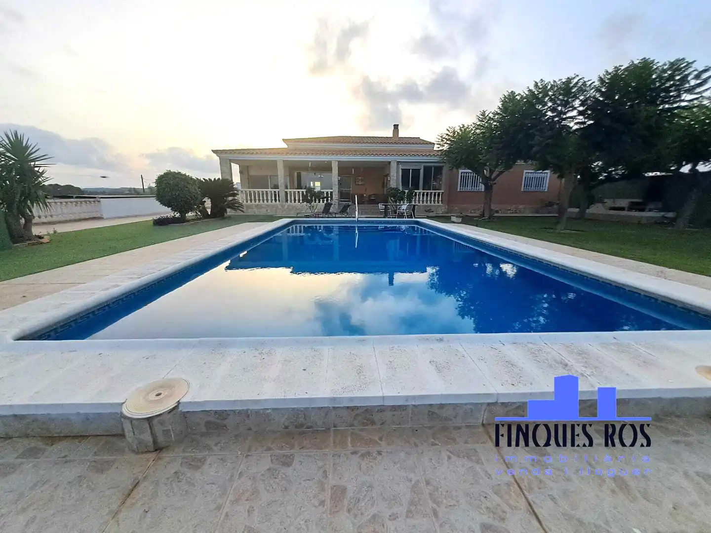 Piscina de Casa o xalet en venda en Vinaròs amb Aire condicionat, Jardí privat i Terrassa