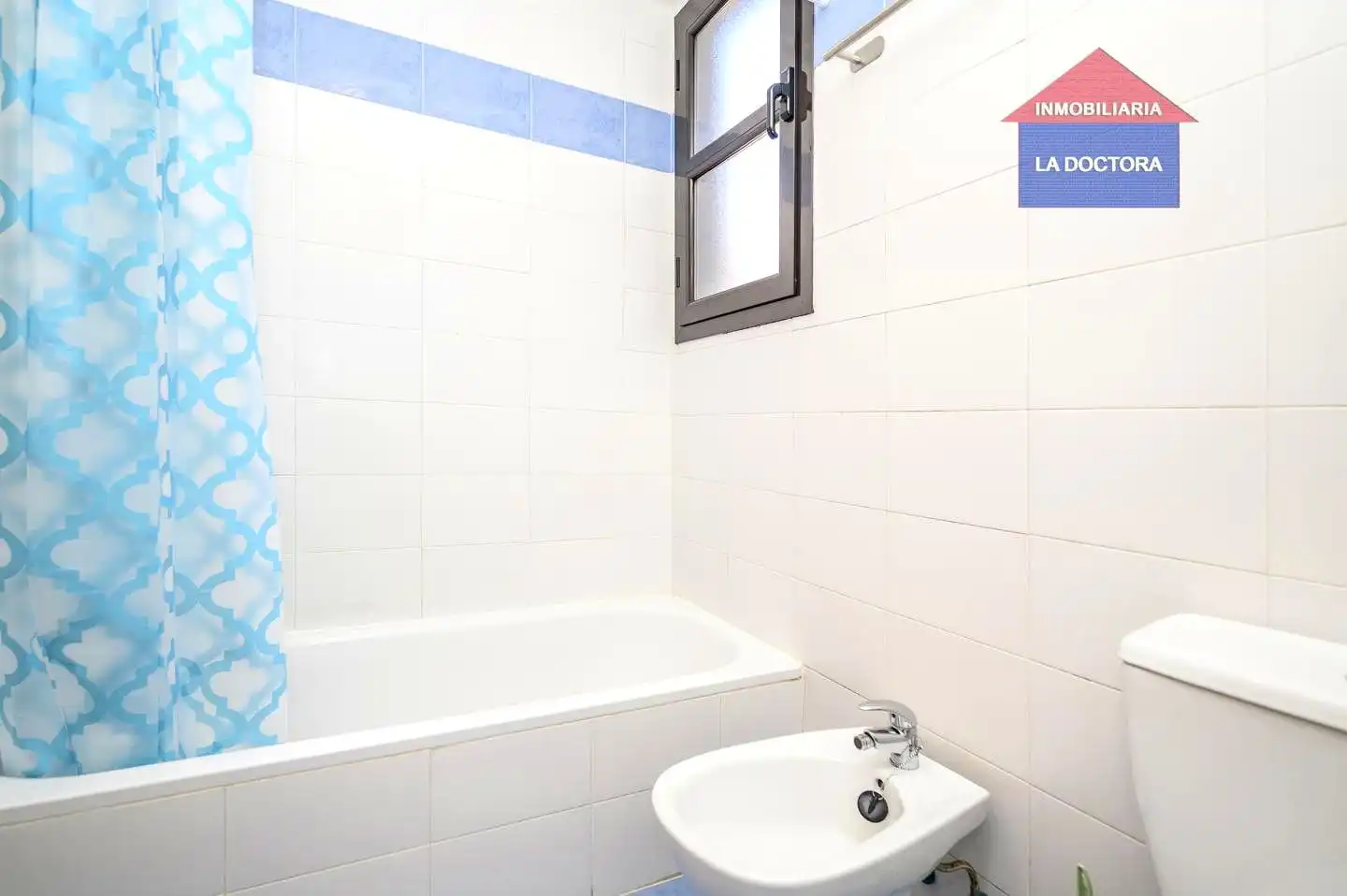Baño de Ático de alquiler en Navalcarnero con Aire acondicionado, Calefacción y Terraza