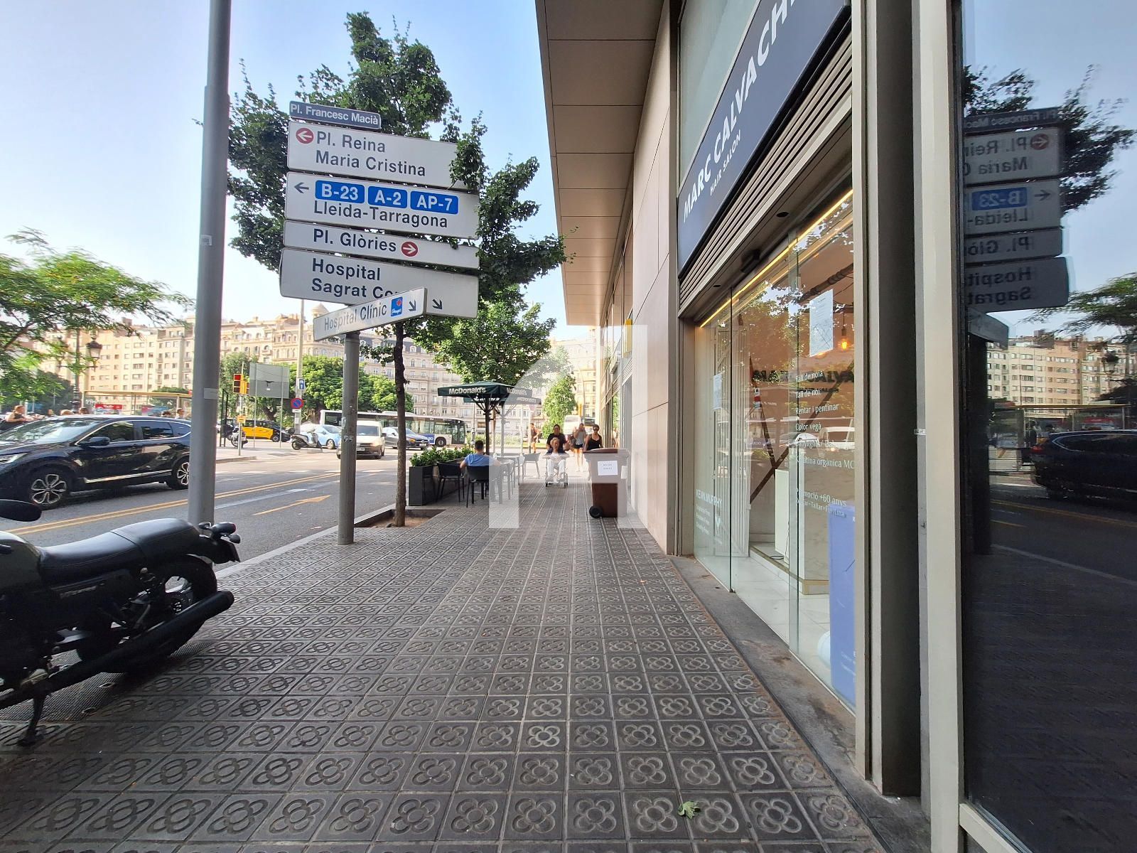Local de alquiler en Josep Tarradellas, L'Antiga Esquerra de l'Eixample