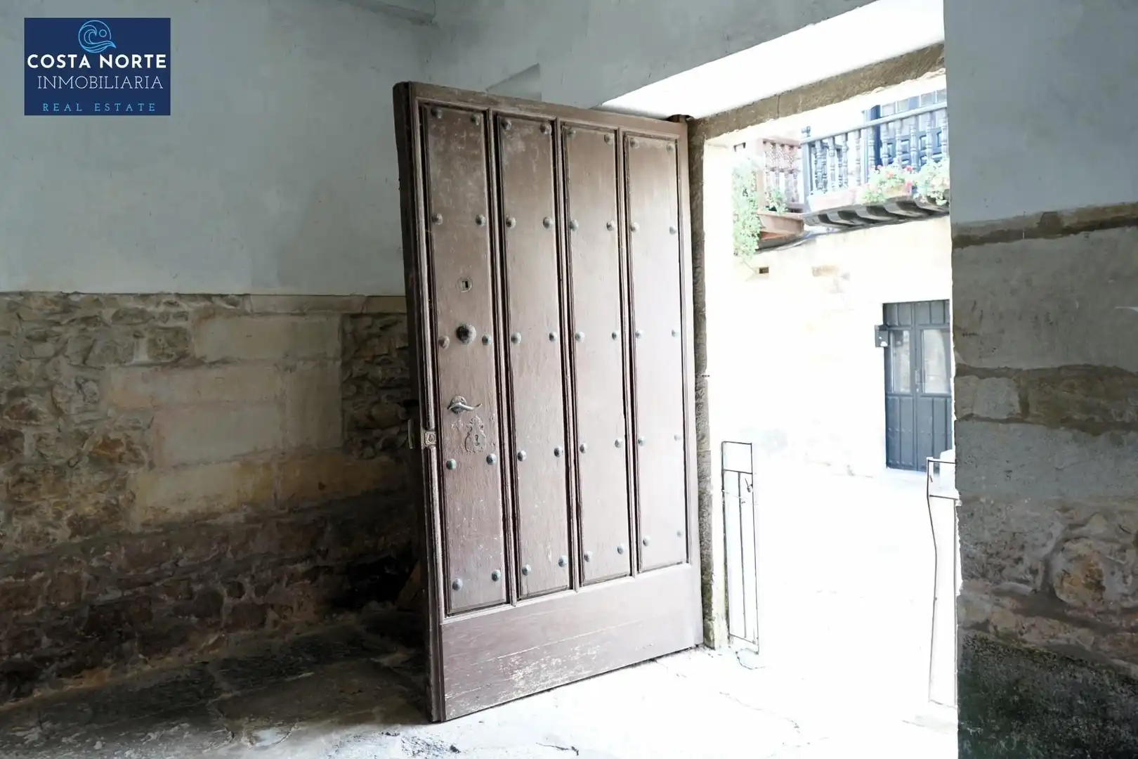 Edificio en venta en CARRERA, 17, Santillana del Mar