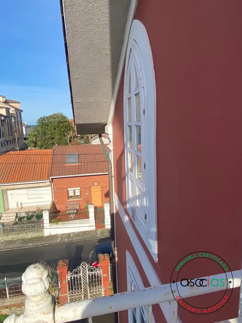 Terraza de Casa o chalet en venta en Soto del Barco con Calefacción, Jardín privado y Parquet