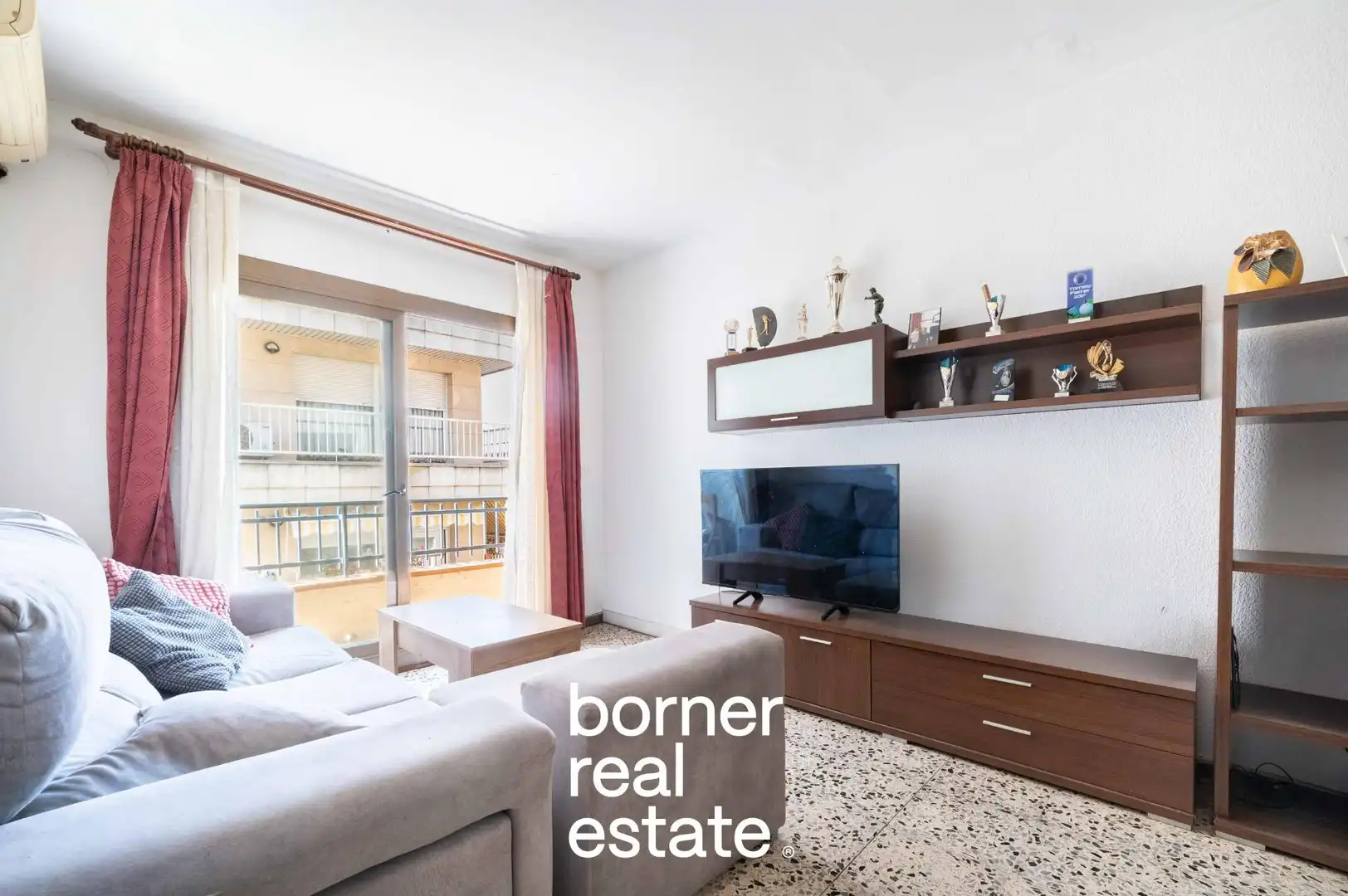 Vista exterior de Piso en venta en Sant Cugat del Vallès con Calefacción y Balcón