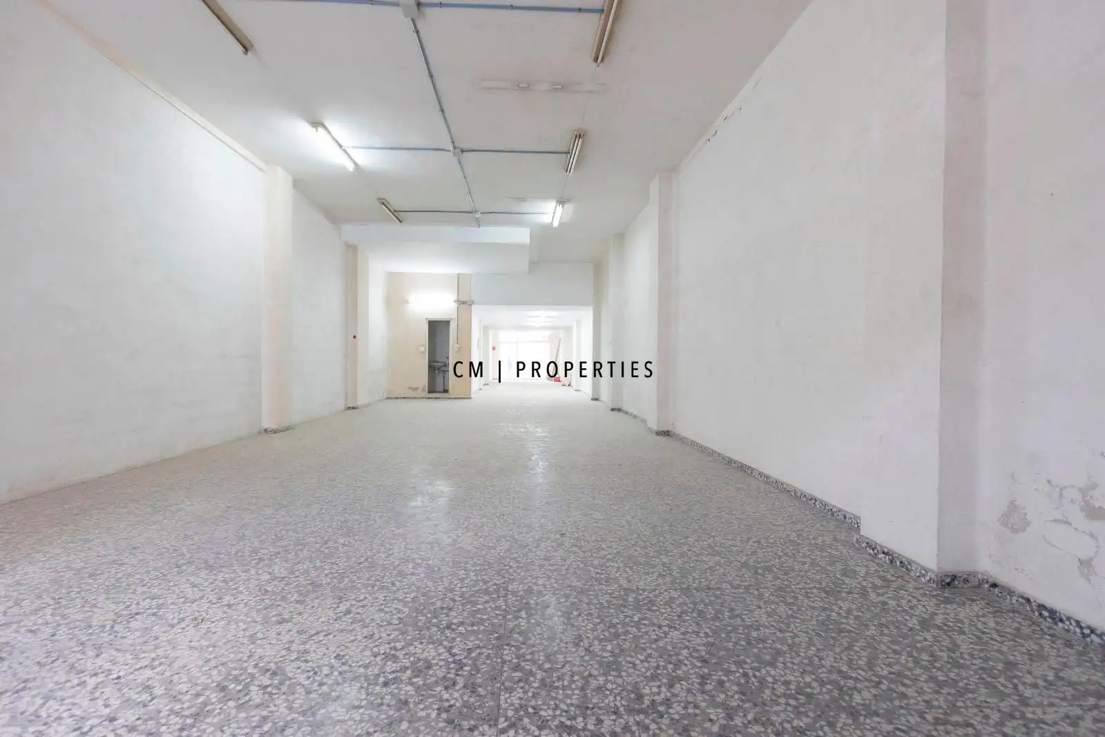 Business premises for sale in Juan Llorens, imagen 7