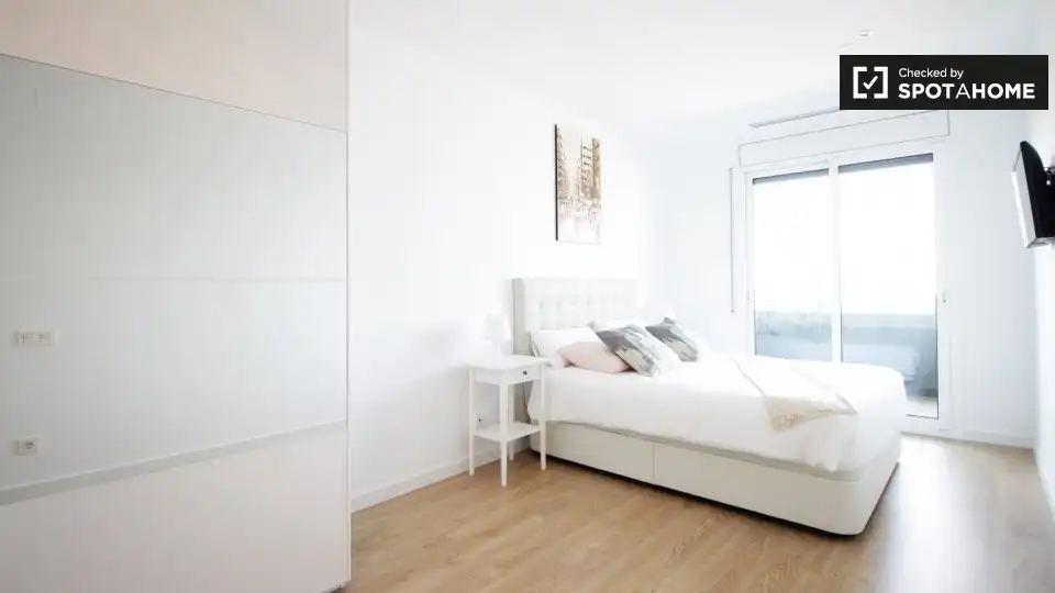 Habitación de Piso de alquiler en Barcelona con Aire acondicionado, Calefacción y Amueblado