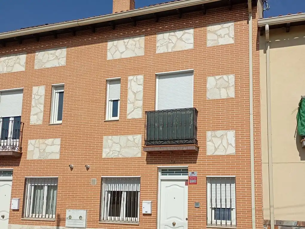 Villa à vendre à Calle del Pozo 5
