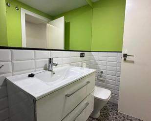 Bathroom of Study to rent in Aranda de Duero