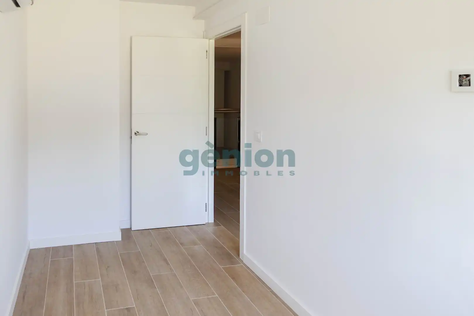 Habitación de Piso en venta en Girona con Aire acondicionado y Calefacción