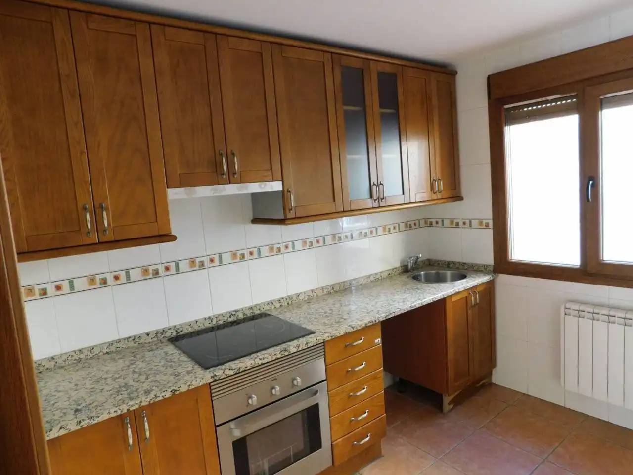 Cocina de Casa o chalet en venta en Robledillo de la Jara con Calefacción, Jardín privado y Terraza
