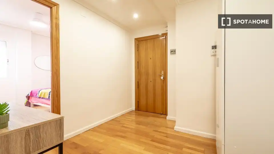 Flat for rent in Valencia, Valencia