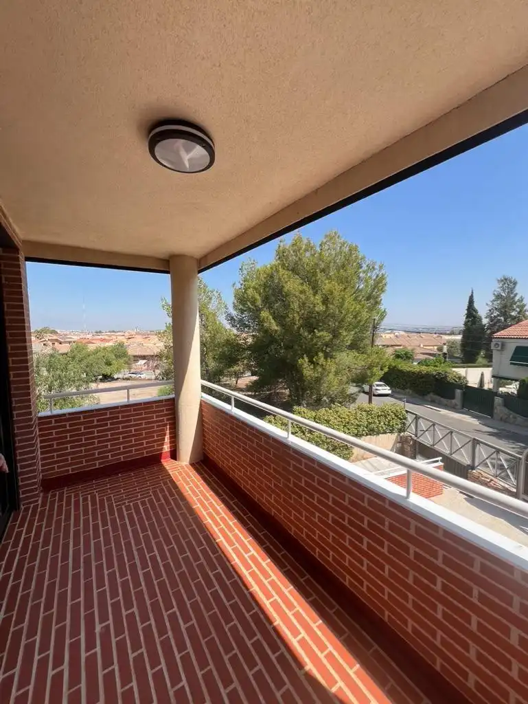 Vista exterior de Casa o xalet en venda en Las Torres de Cotillas amb Aire condicionat, Calefacció i Parquet