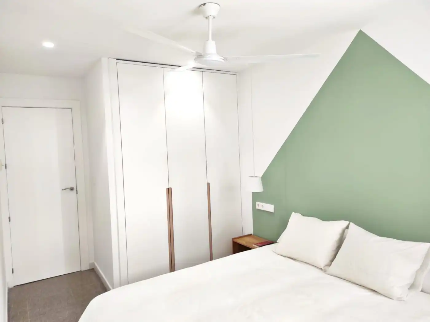 Flat to rent in Calle CAMILO FLAMMARION, imagen 6