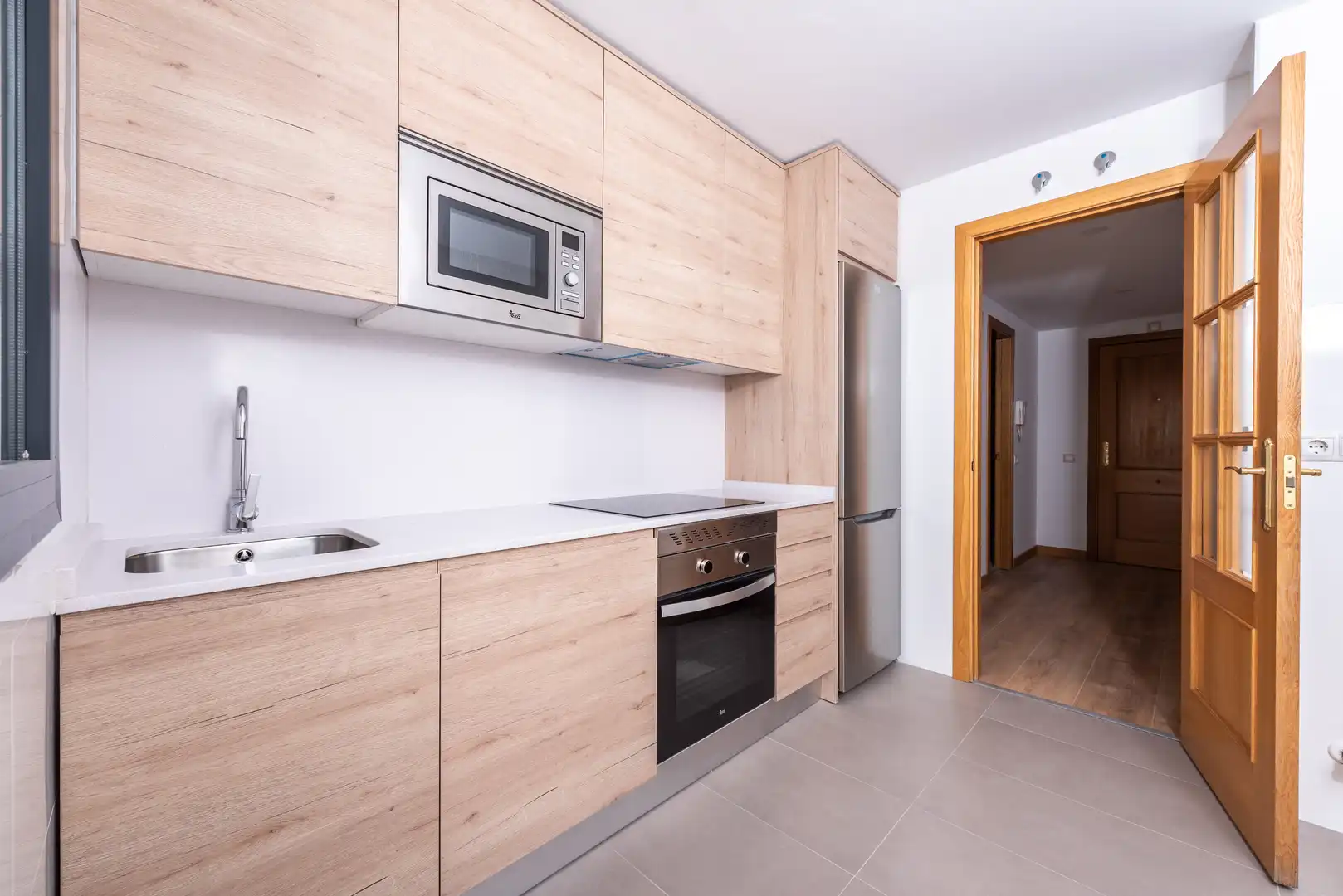 Kitchen of Flat for sale in Madrid  with Storage room