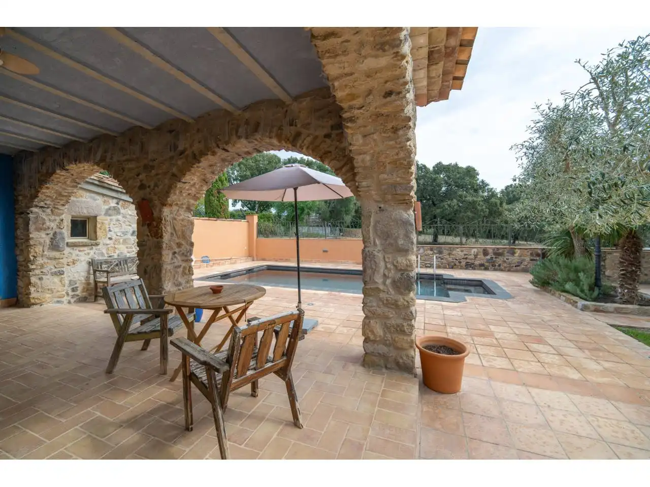 Terrassa de Finca rústica de lloguer en Garrigàs, Girona
