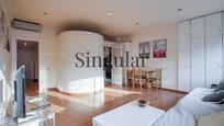 Living room of Flat for sale in  Barcelona Capital  with Air Conditioner, Heating and Terrace