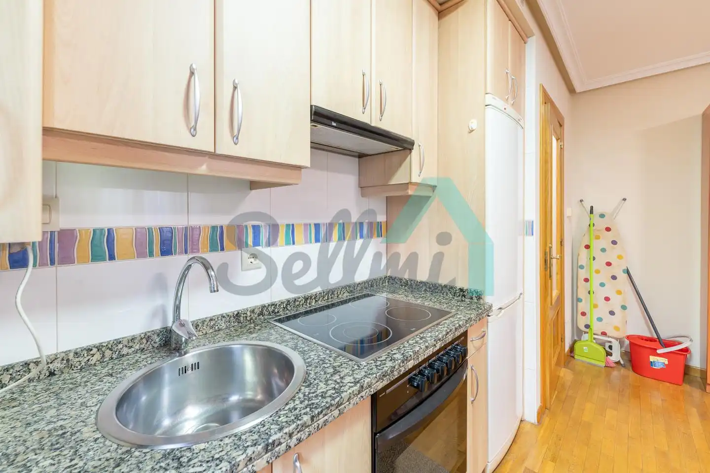 Kitchen of Flat for rent in Oviedo   with Heating, Parquet flooring and Furnished