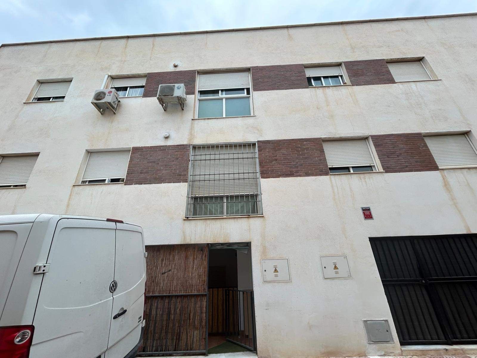 Exterior view of Flat for sale in Roquetas de Mar