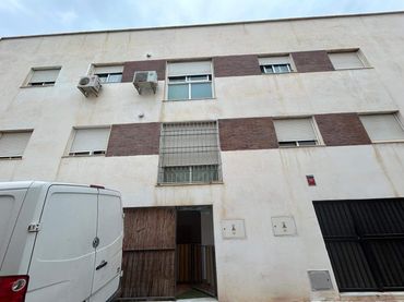 Piso en venta en Ctra los motores