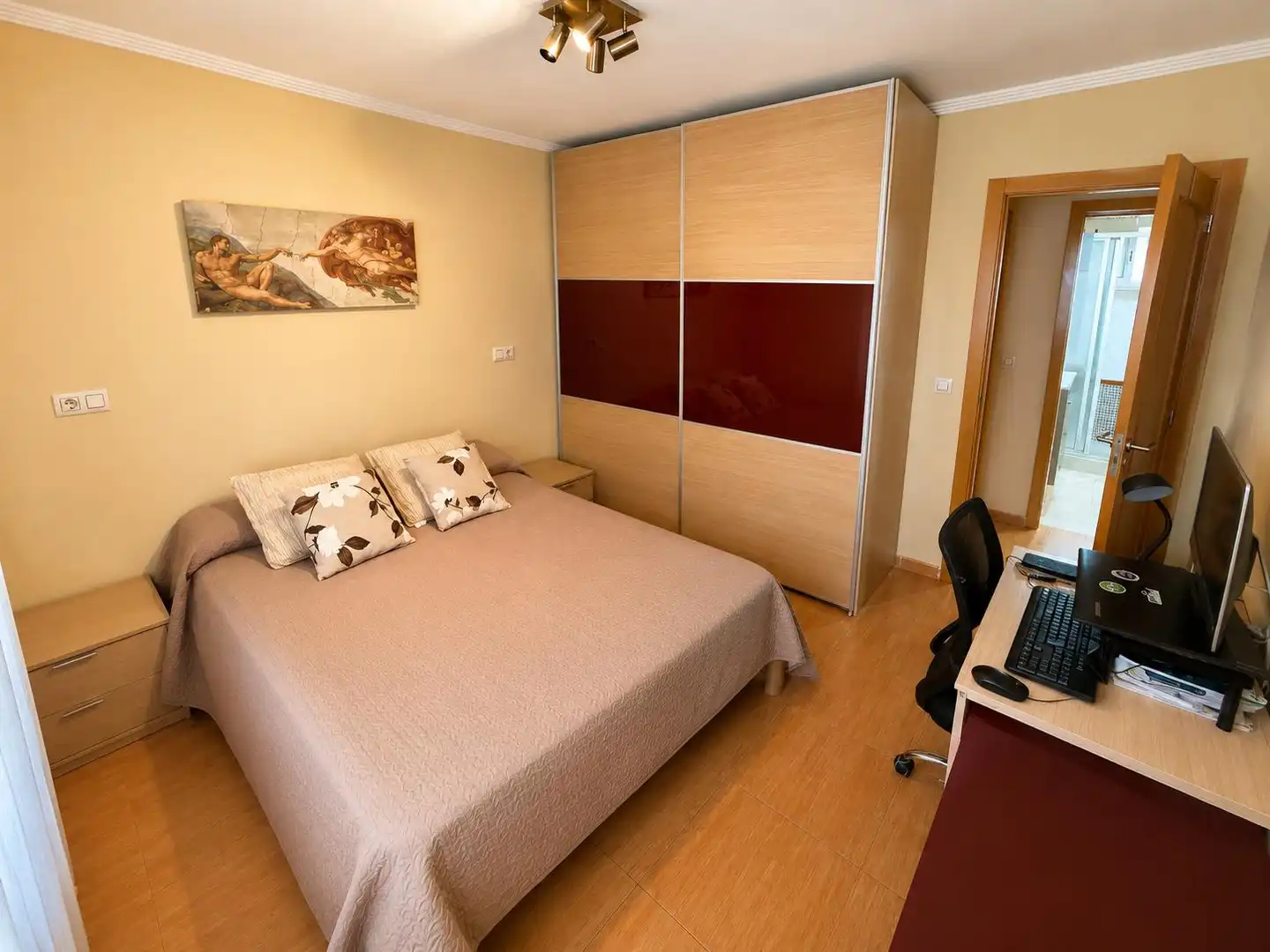Habitación de Piso en venta en Sevilla con Aire acondicionado, Calefacción y Terraza