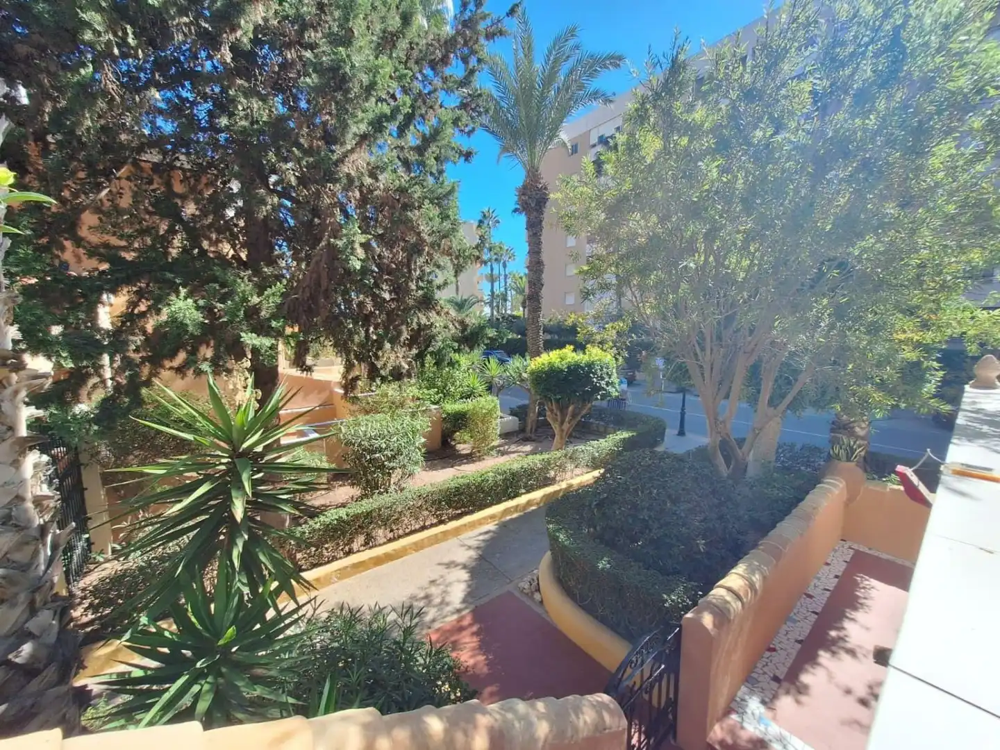 Apartamento con terraza en venta en Roentgen, imagen 34