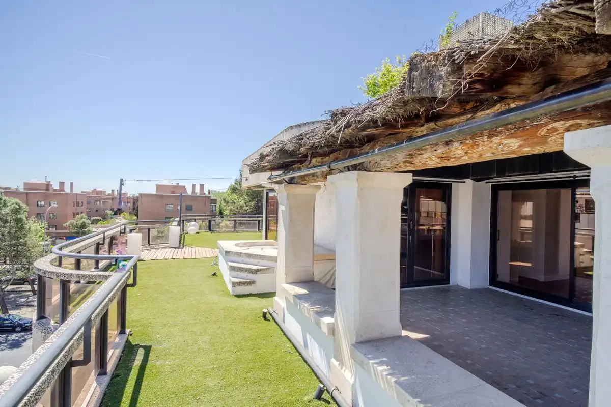 Terrace of Attic for sale in Madrid  with Air Conditioner, Heating and Private garden
